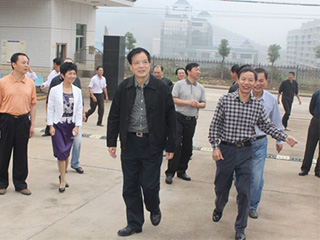 福建省政協(xié)副主席、省工商聯(lián)主席李祖可一行到我公司參觀指導(dǎo)工作
