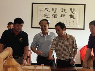 建甌市工業(yè)經(jīng)濟(jì)運(yùn)行及外貿(mào)出口工作情況匯報會在我司召開